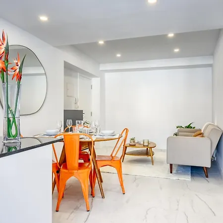 Beco Santa Emilia 4o, A In Madeira Apartment