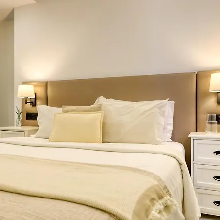 Beco Santa Emilia 4o, A In Madeira Apartment