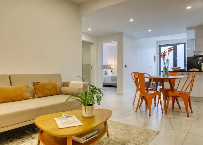 Beco Santa Emilia 4o, A In Madeira Apartment *