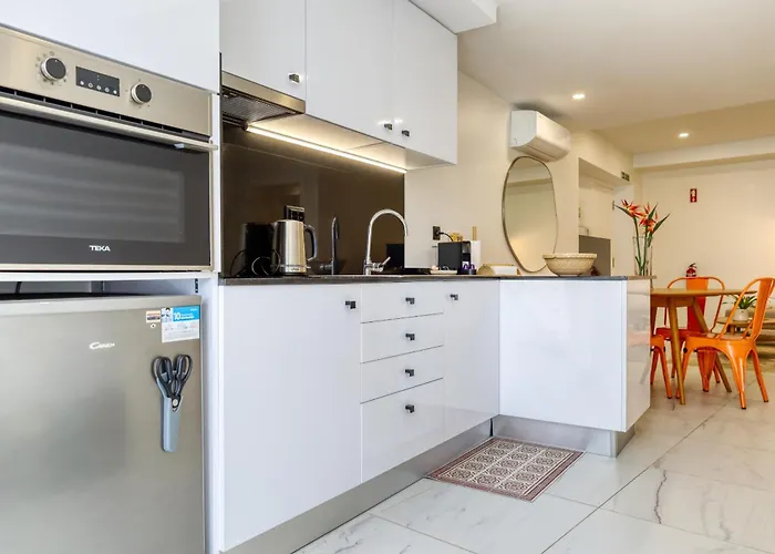 Beco Santa Emilia 4o, A In Madeira Apartment *