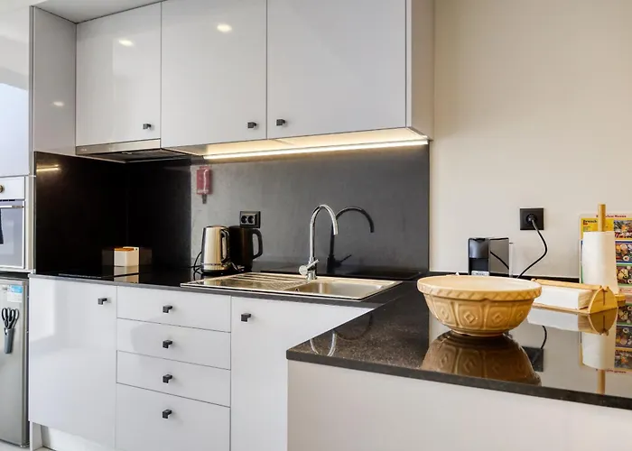 Apartment Beco Santa Emilia 4o, A In Madeira Funchal (Madeira)