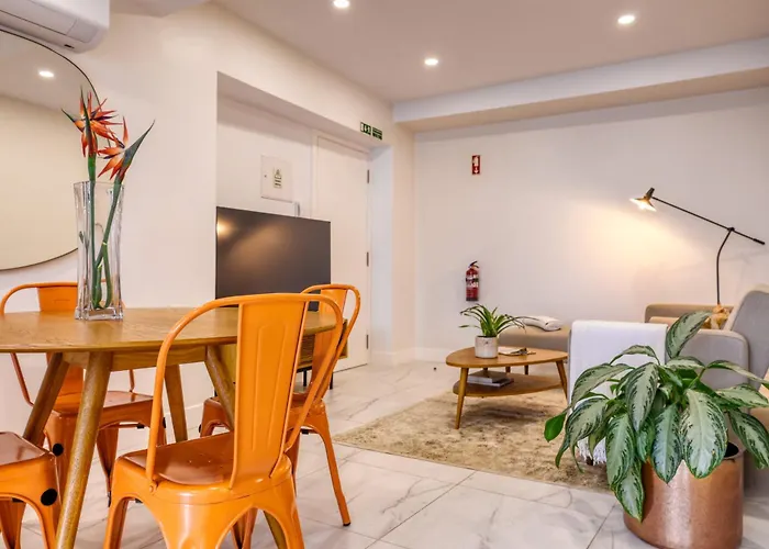 Apartment Beco Santa Emilia 4o, A In Madeira *