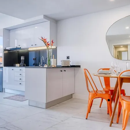 Beco Santa Emilia 4o, A In Madeira Апартаменты *