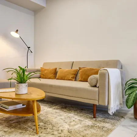 Beco Santa Emilia 4o, A In Madeira *