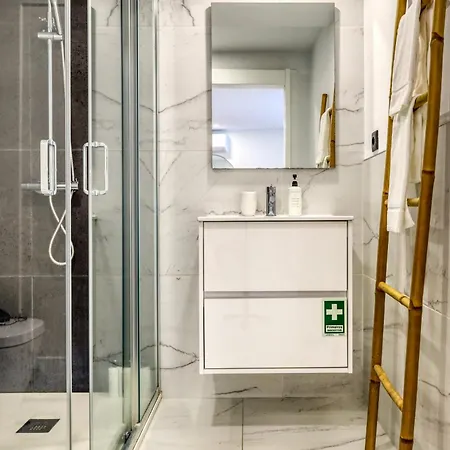 Beco Santa Emilia 4o, A In Madeira Фуншал