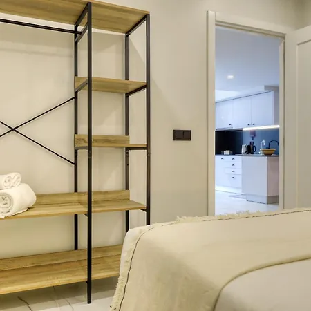 Beco Santa Emilia 4o, A In Madeira Фуншал